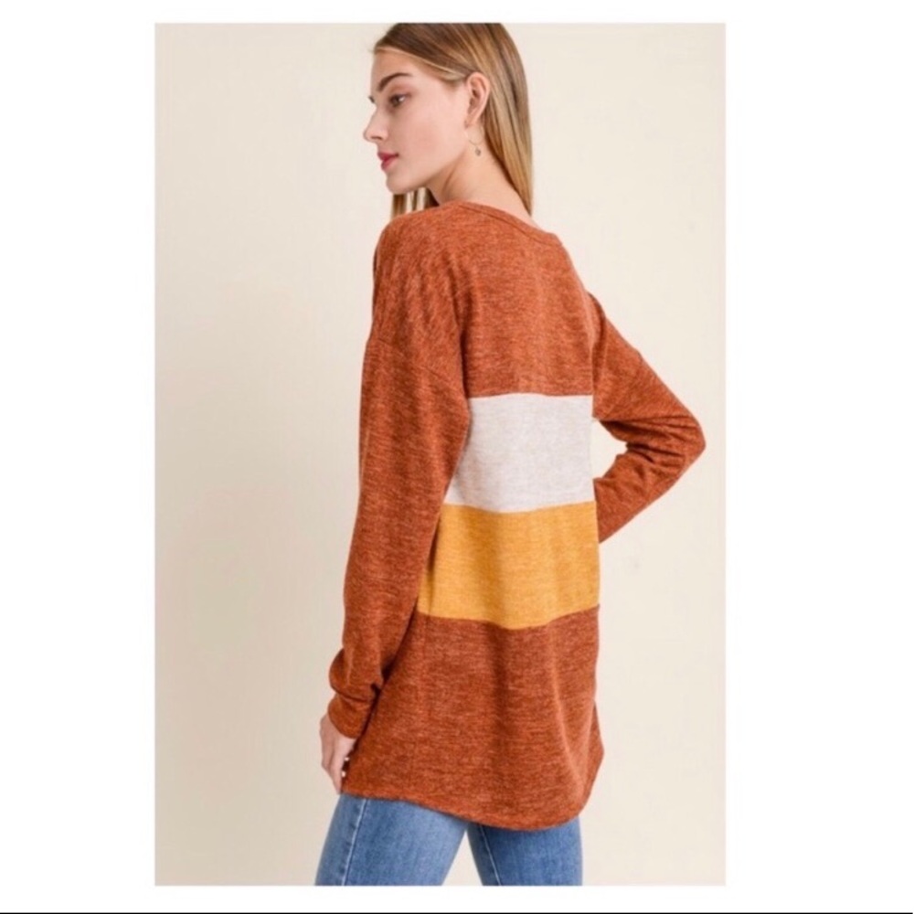🏅HP 10/14!!🏅 🍁New Color Block Shirt🍁 - Picture 5 of 12